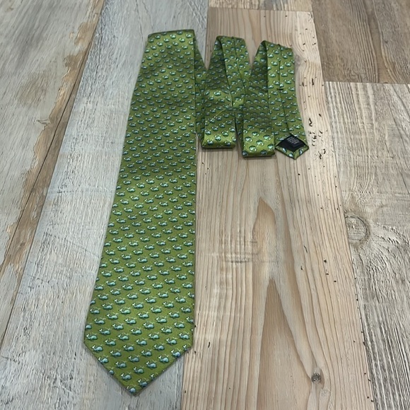 Lands End  Men’s Neck Tie Green Blue Whale print silk - Picture 1 of 7